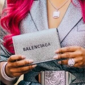 BALENCIAGA Silver/Gray Glitte Everyday Mini leather Wallet, EUC